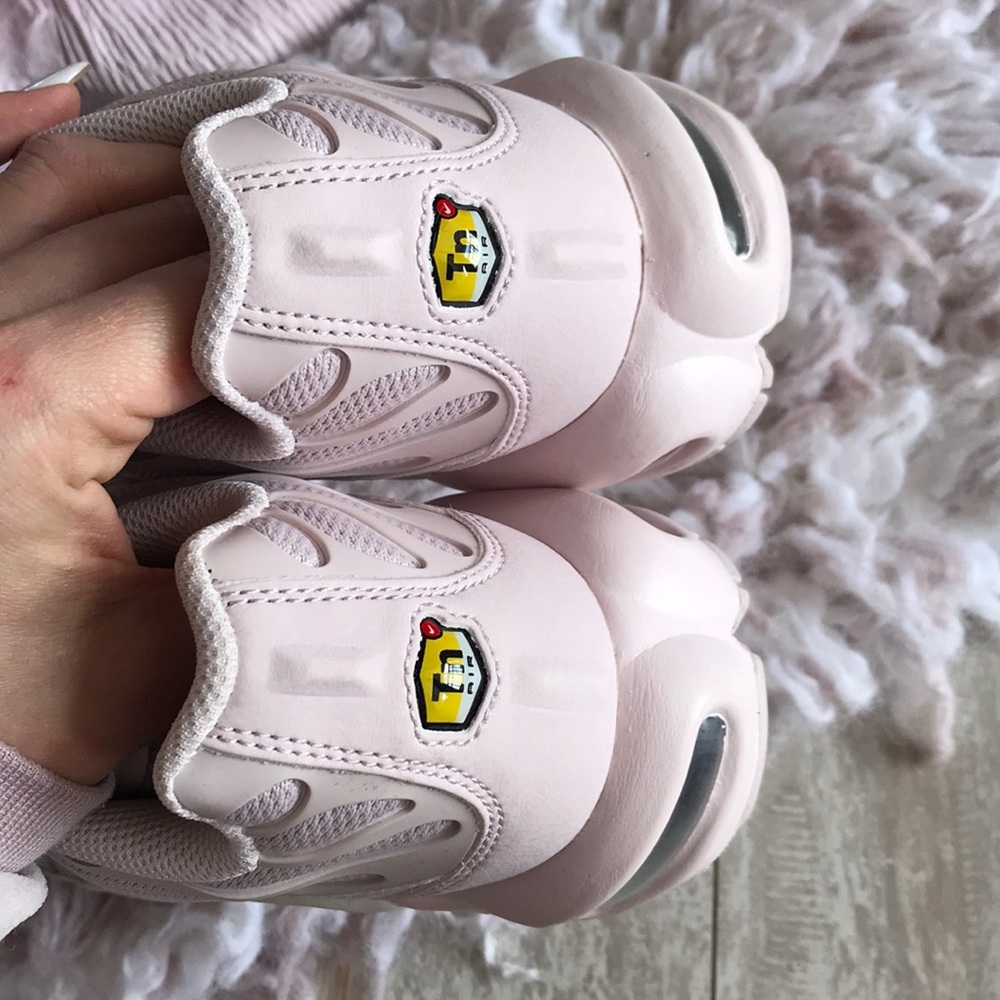 NWT Nike Air Max Plus Rose - Picture 7 of 8